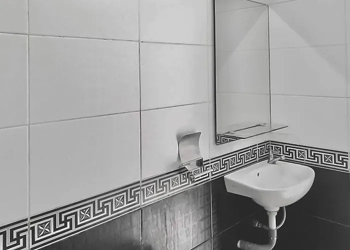 Tiara Guest House Samarinda RedPartner